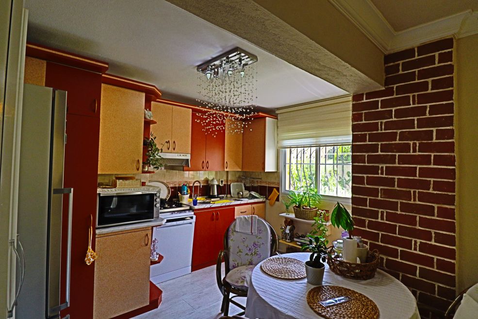 Ürkmez'de 125M2 3+1 Geniş Ferah Yapılı Masrafsız Satılık Daire — 10 / 22